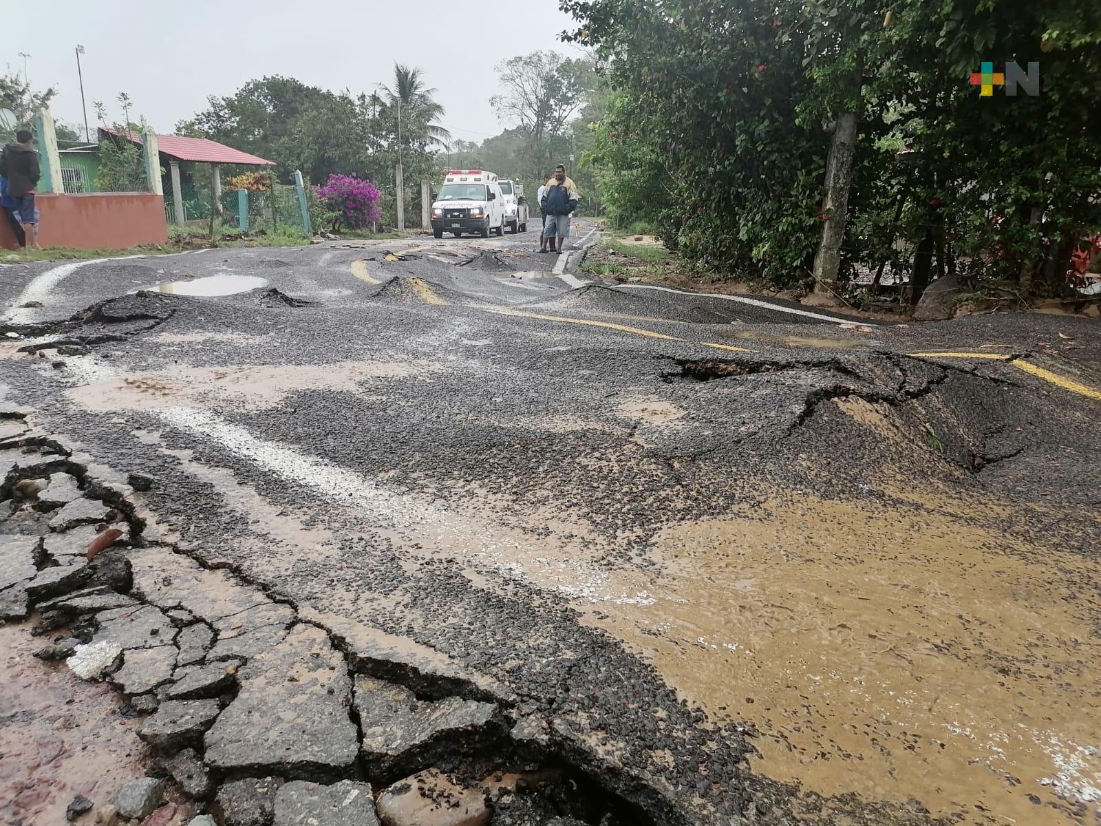 Intensas lluvias en Martínez de la Torre deja daños en comunidades y colonias