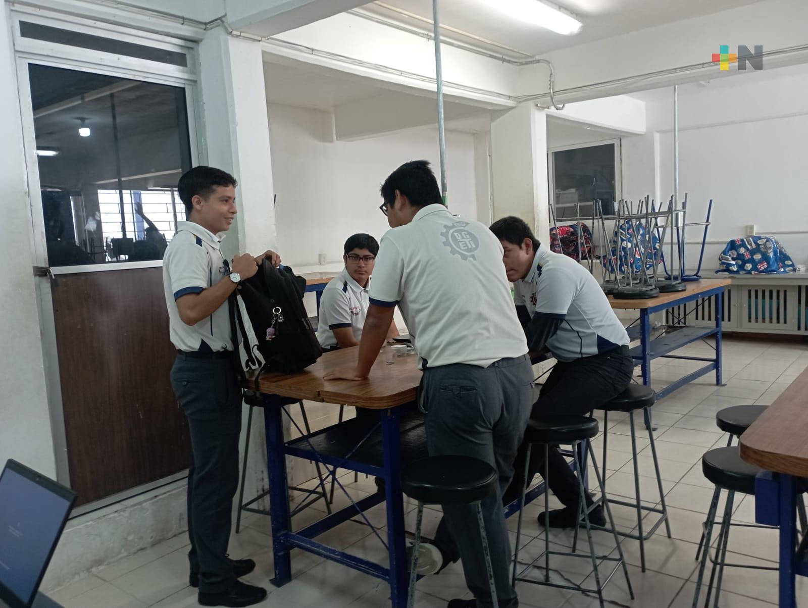 Califican estudiantes de CBTIS 85 a fase nacional del XXV Concurso Nacional de Prototipos y Proyectos de Emprendimientos 2023