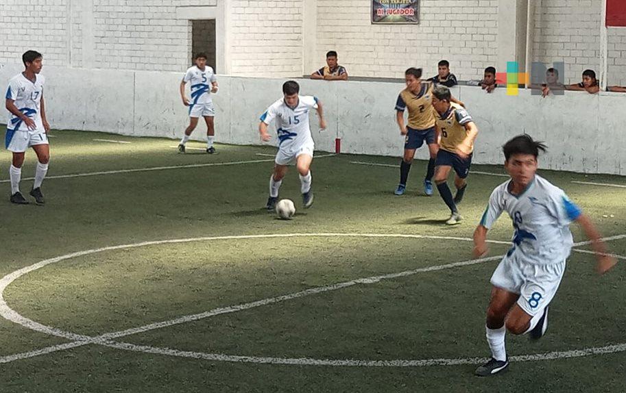 En futbol bardas califican los Halcones UV a Universiada Nacional