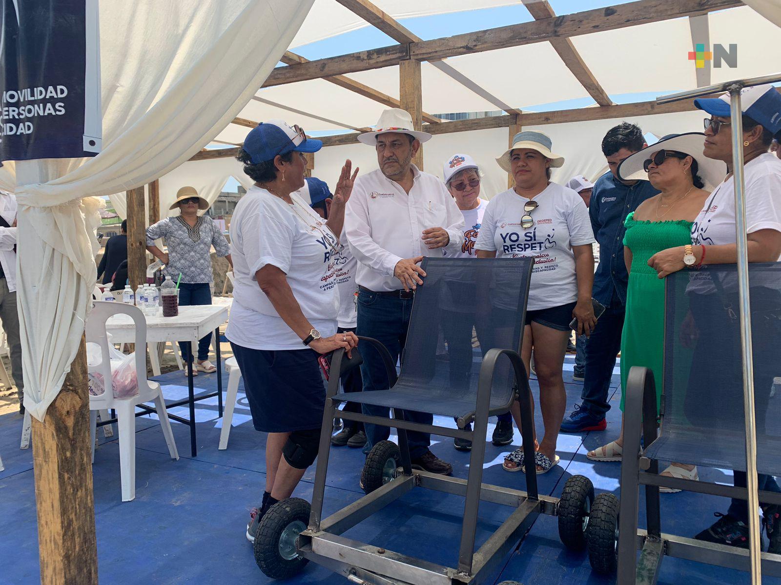 Alcalde de Coatza hace recorrido en zona de playa, la cual no tendrá acceso en vehículo