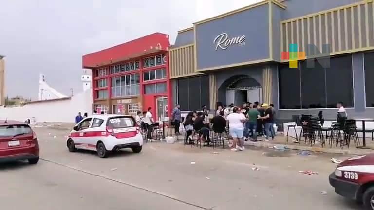 Jóvenes agreden a reportero de Coatza; requirió ingreso al hospital