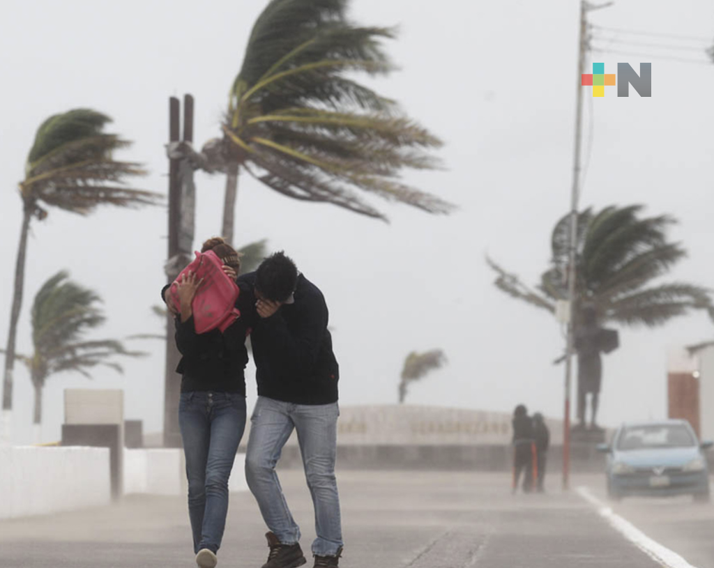 Nortazo en el puerto, rachas superan los 123 kilómetros por hora
