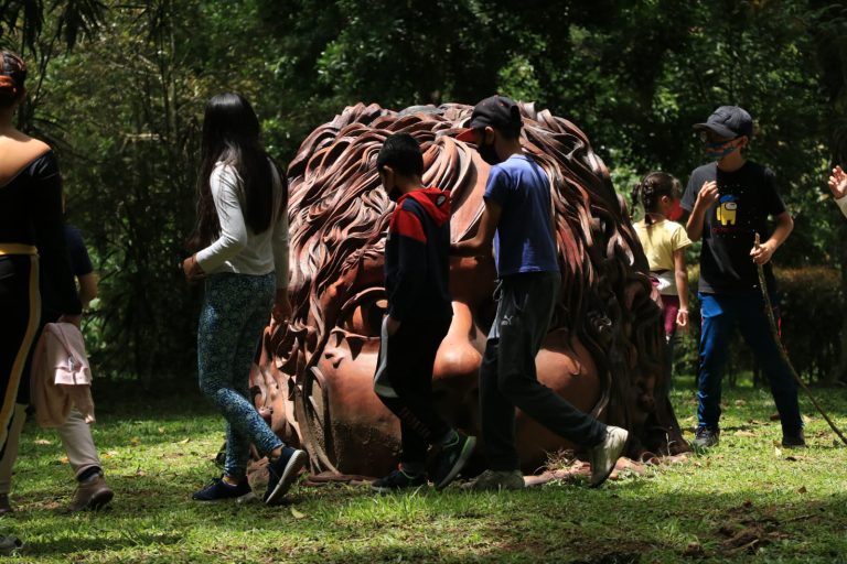 El JEX festeja a las infancias y la danza en el Día de la niñez que baila