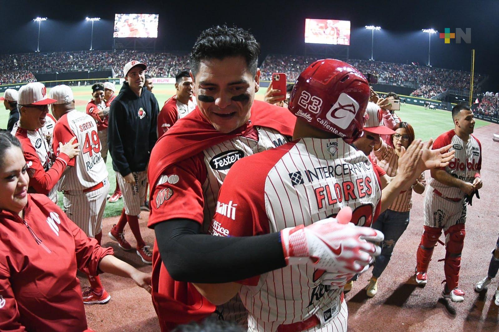 Con grand slam, Diablos deja en el terreno a los Tigres