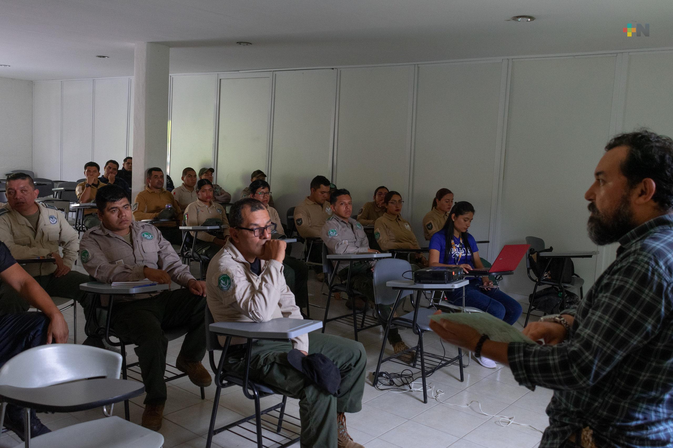 Imparten taller «Uso de guías y documentos forestales» a personal de SSP