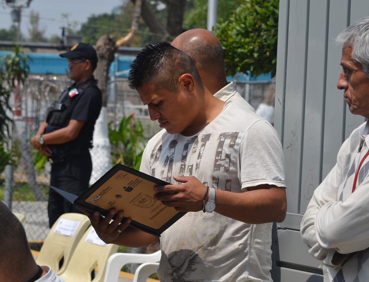 INEA atiende a más de 15 mil internos en centros de readaptación social: SEP