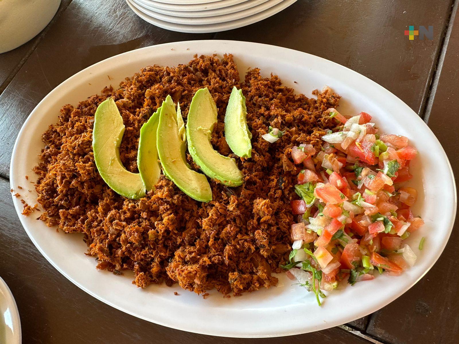 Pescados y mariscos de preparación local, lo más solicitado por visitantes de Coatza