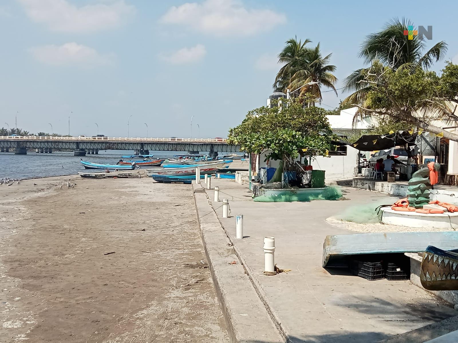 Esporádica  llegada de turistas a Boca del Río