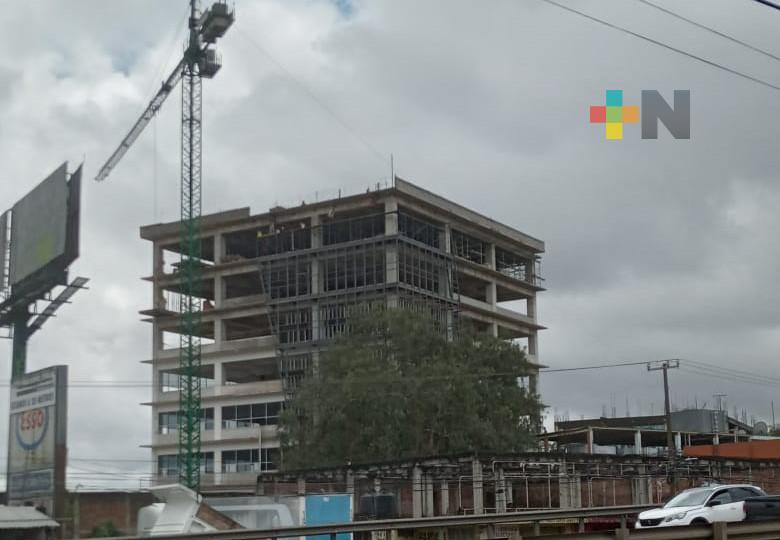 Lleva 87 por ciento de avance la Torre Orgullo Veracruzano