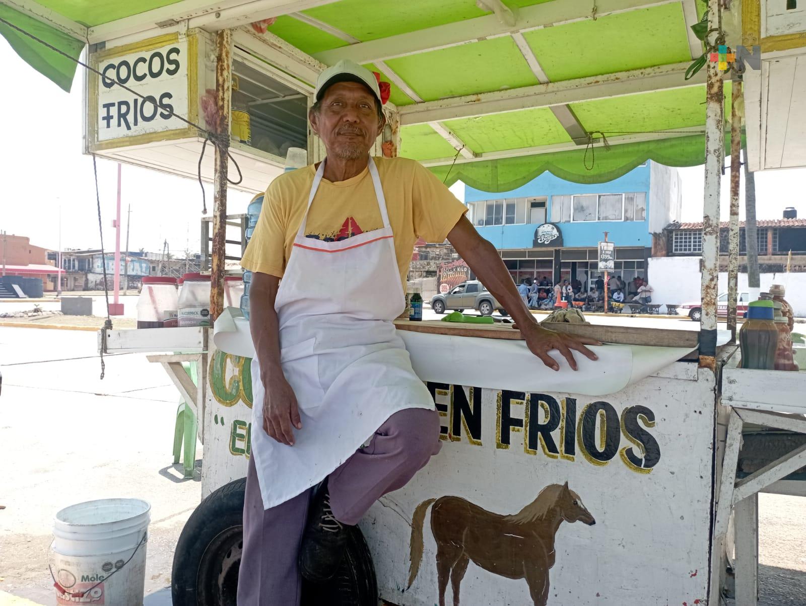 Reportan coqueros bajas ventas en Semana Santa
