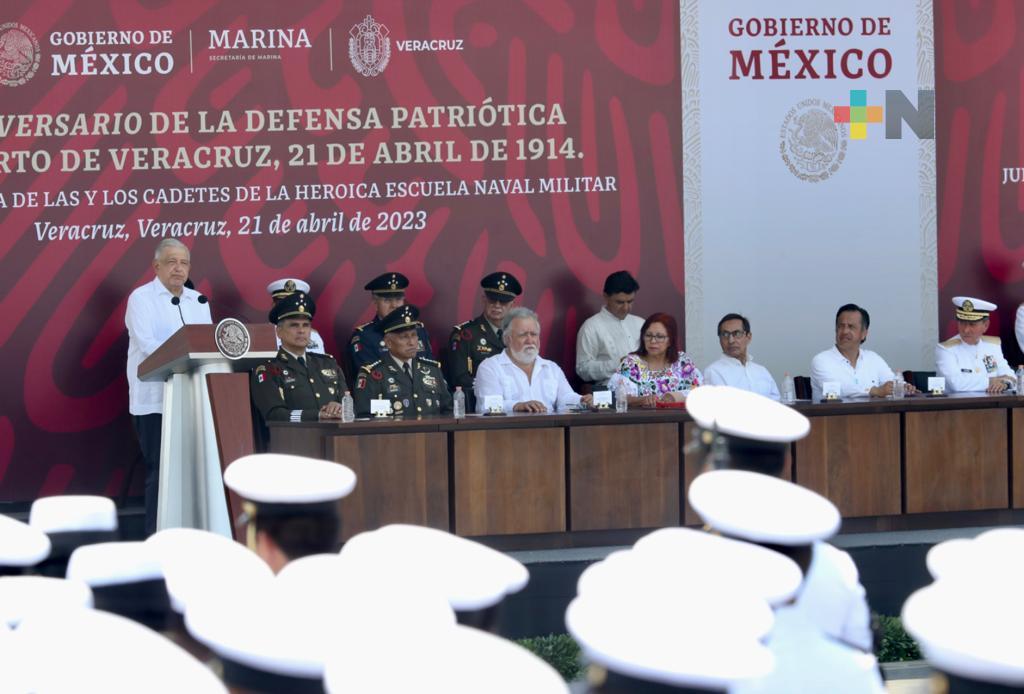 Desde Veracruz, el presidente reitera independencia y soberanía de México