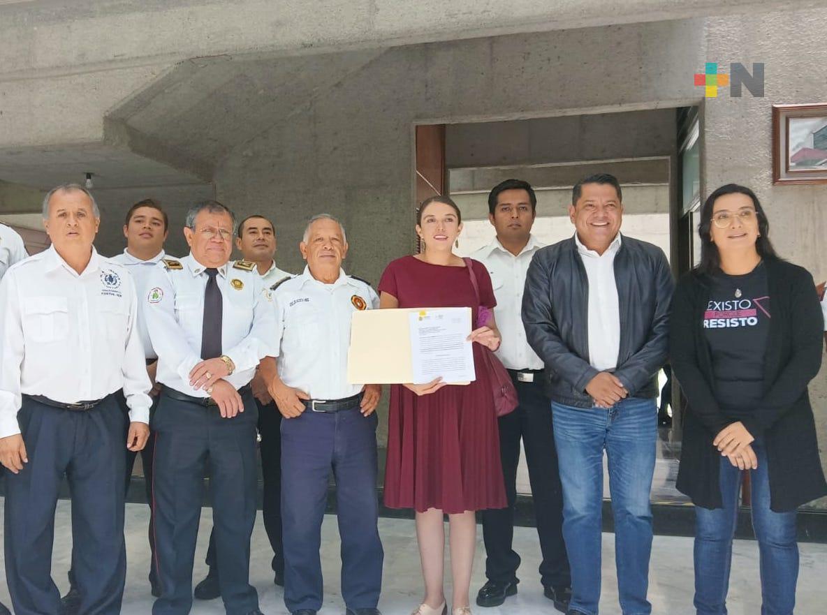 Gobierno de Veracruz, por la dignificación laboral de los cuerpos de bomberos