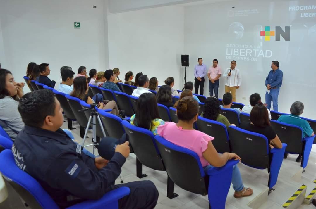 Imparte CEAPP capacitación en libertad de expresión a funcionarios de Tlapacoyan