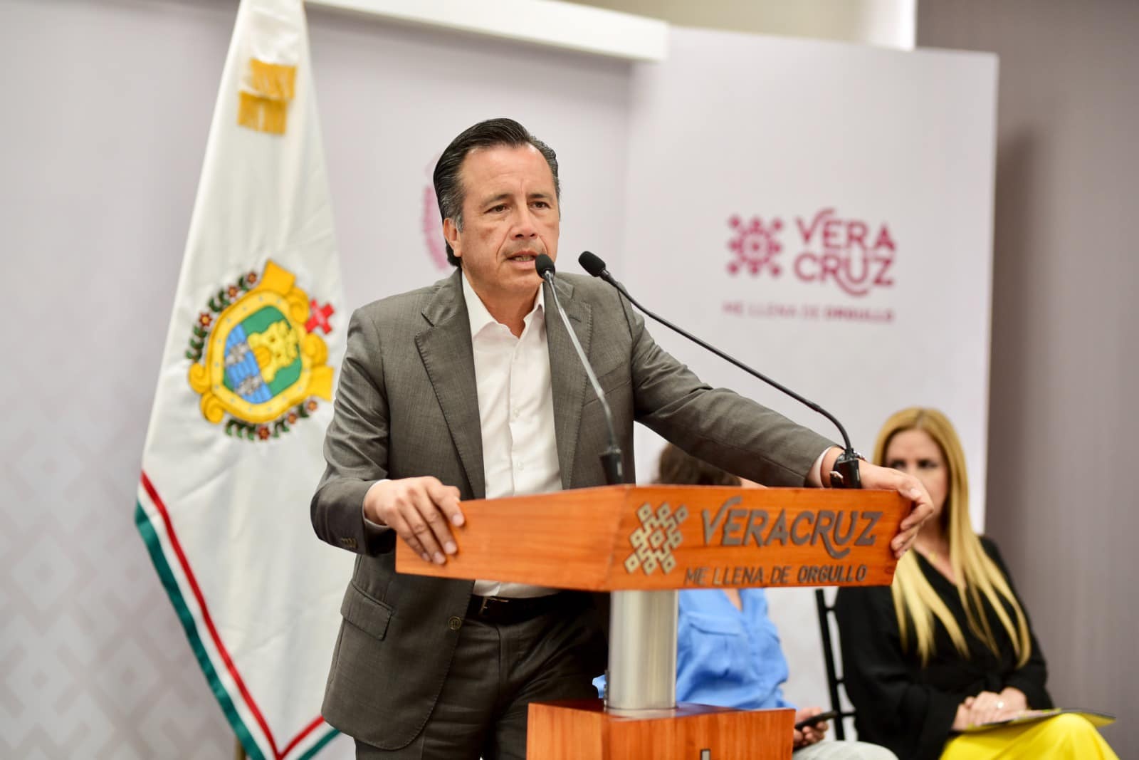 Adversarios políticos empiezan a «torpedear» a Morena: Cuitláhuac García