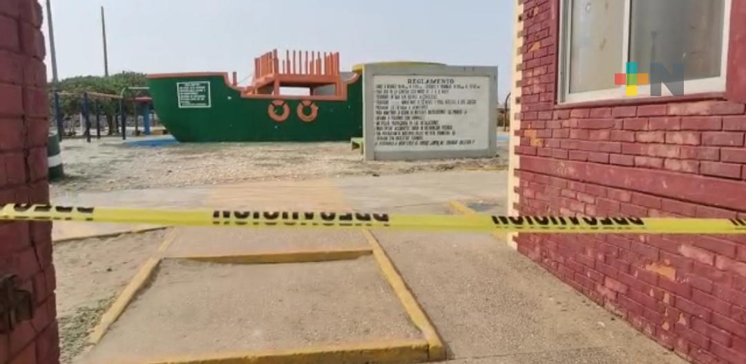 Localizan sin vida a joven en parque infantil de Coatza