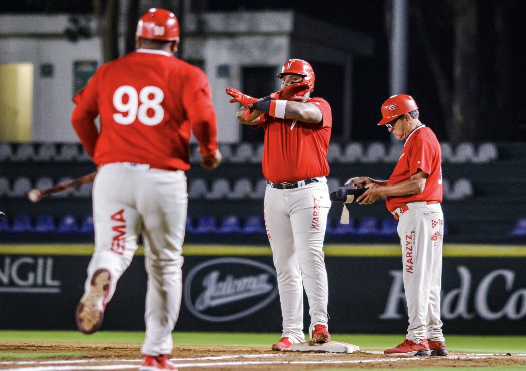 El Águila vence por pizarra de 13-8 a Tijuana en Torneo Interliga