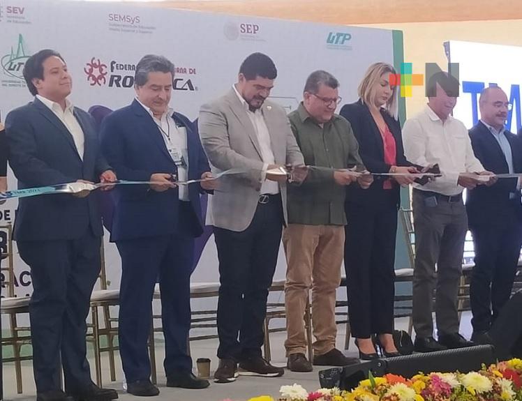 Inversión de casi tres mil mdp en equipamiento a tecnológicos de Veracruz
