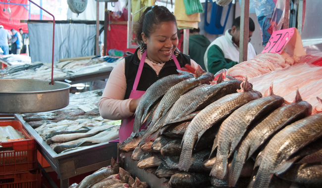 Listos, centrales de abasto y mercados para atender demanda de pescados y mariscos durante Semana Santa
