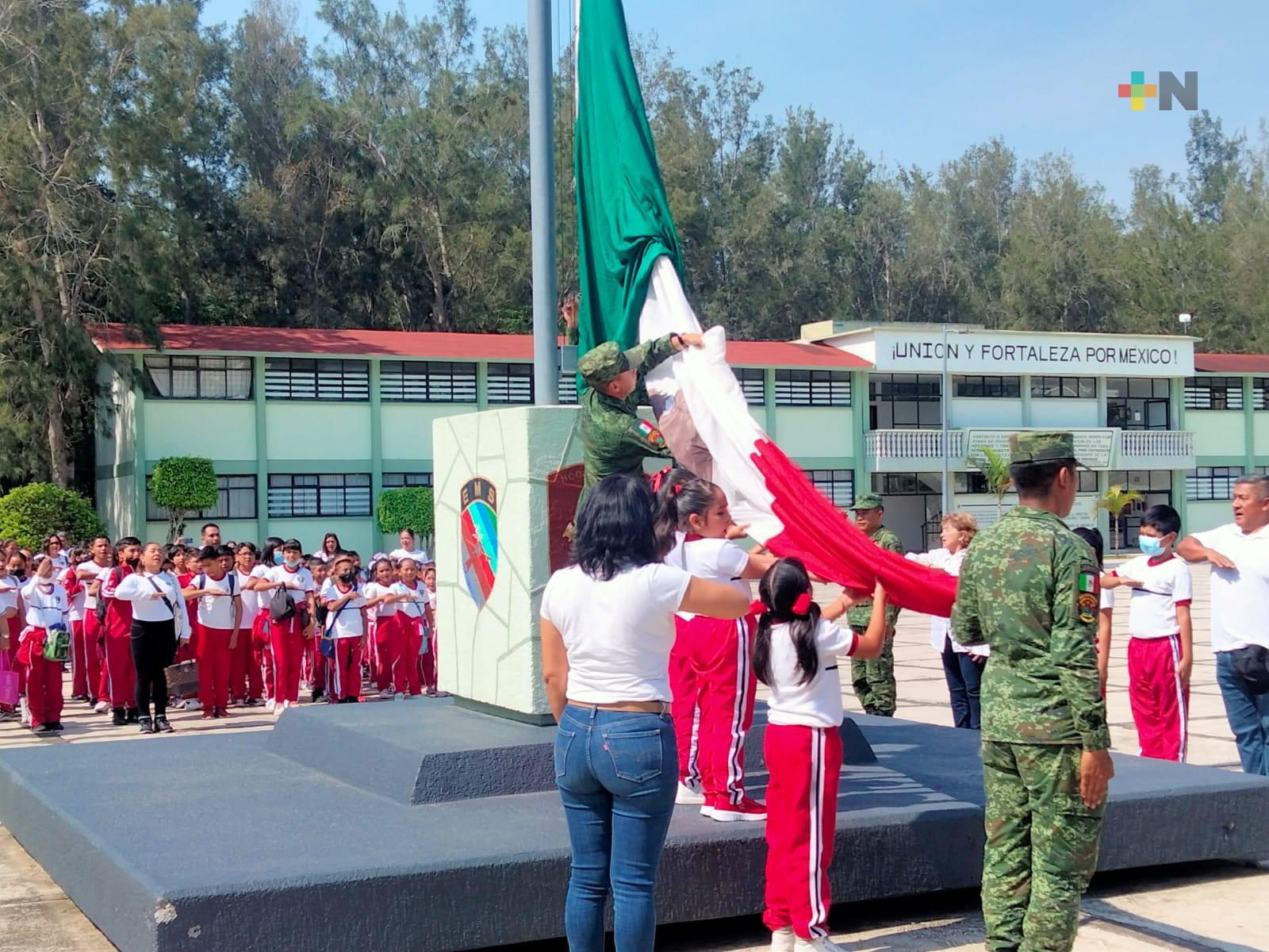 Estudiantes de primaria de Xalapa recorrieron instalaciones del 63 Batallón de Infantería