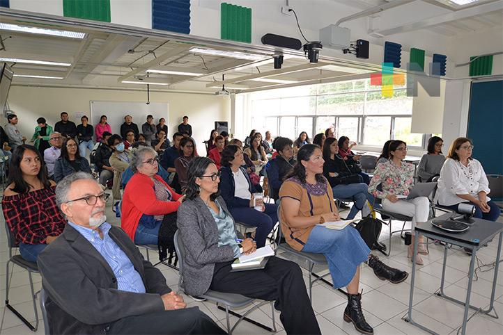 Sector educativo nacional, un campo feminizado