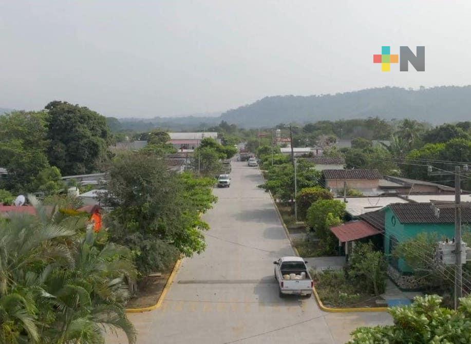 «Seguimos trabajando», afirma el Gobernador al entregar pavimentación hidráulica en Atzalan