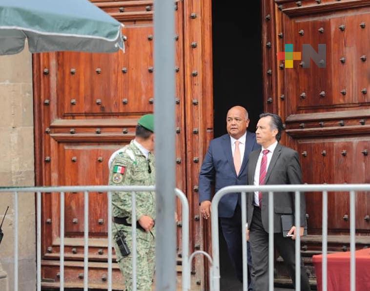 Cuitláhuac García y secretario de Gobierno, Eric Cisneros participan en Reunión de seguridad de la región sureste