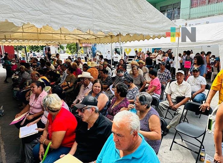 En Vega de Alatorre, Brigadas Itinerantes entregan mil 400 servicios registrales