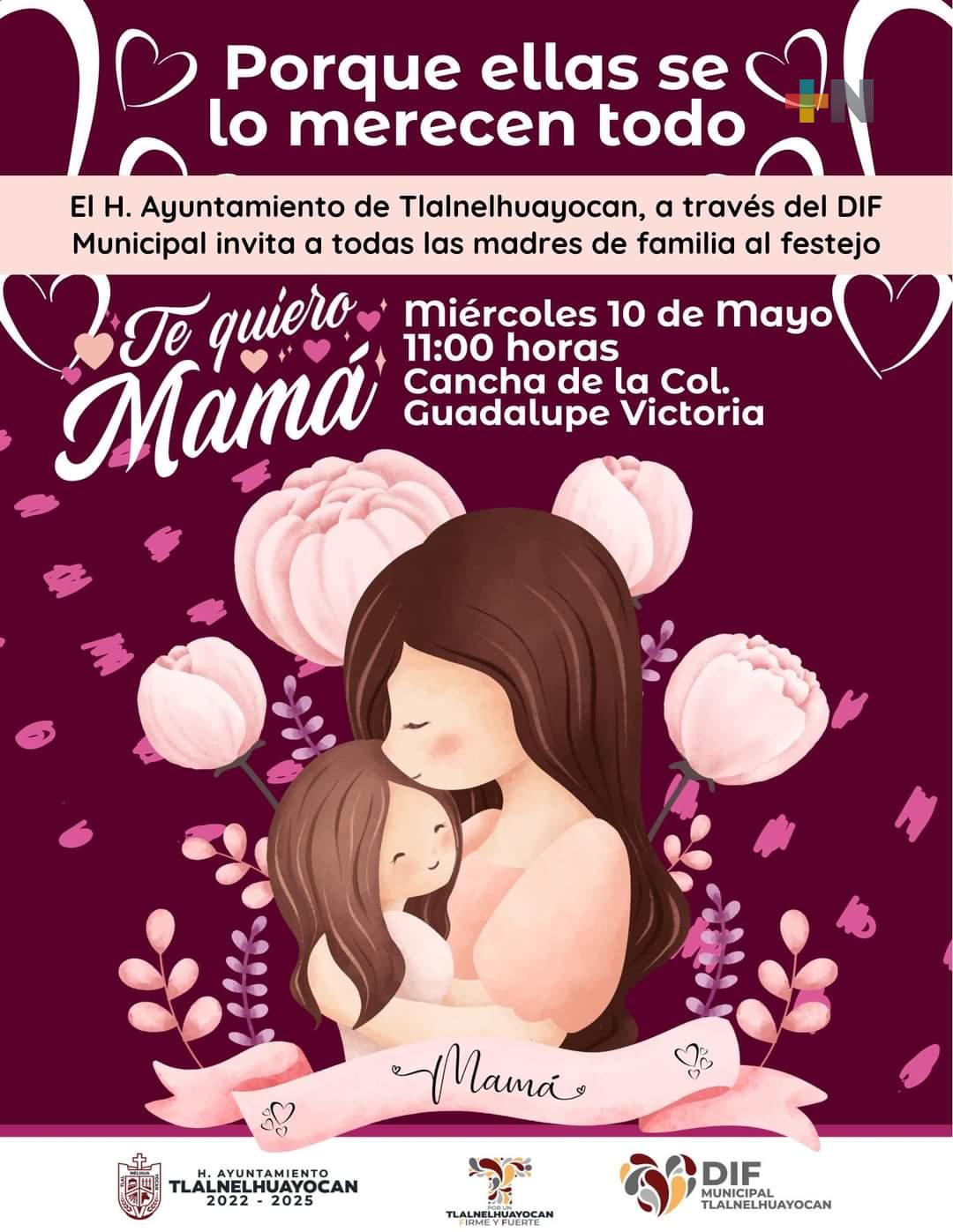 DIF de Tlalnelhuayocan festejan a las mamás en su día