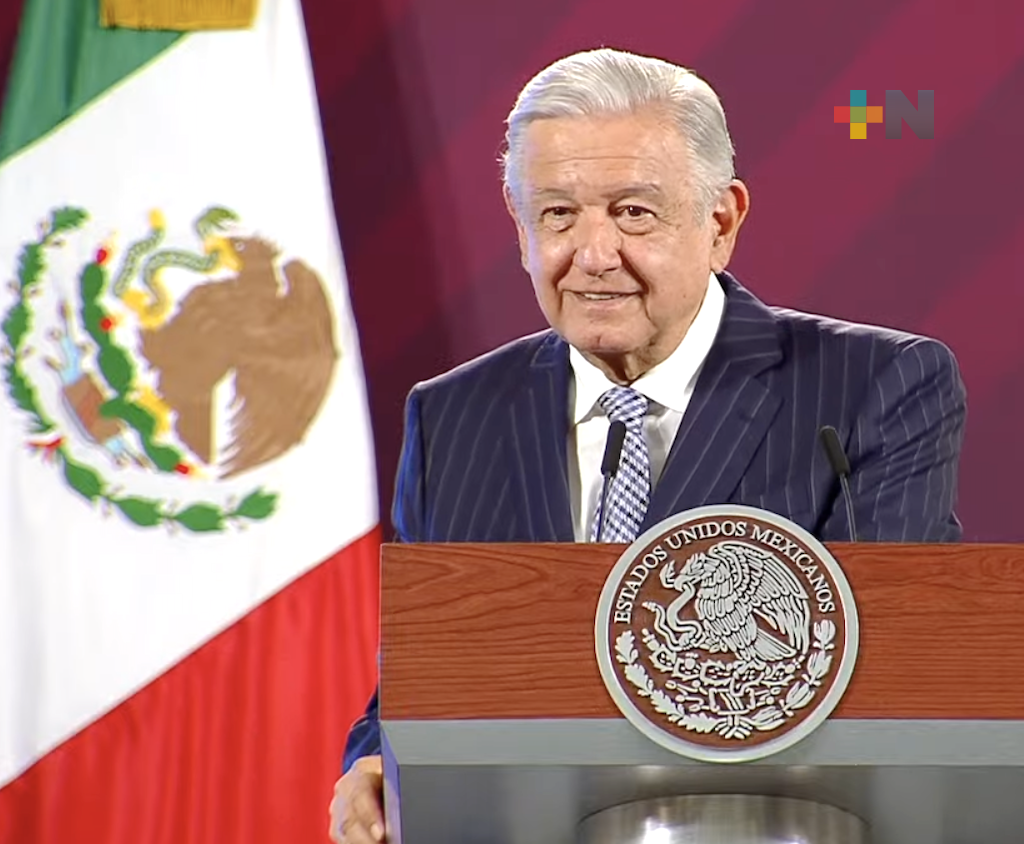 Presidente López Obrador anuncia aumento salarial al magisterio del 8.2 por ciento
