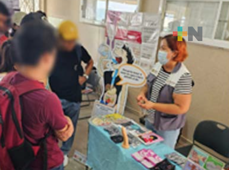 Realizan Feria de la Salud en la Universidad Veracruzana campus Tuxpan