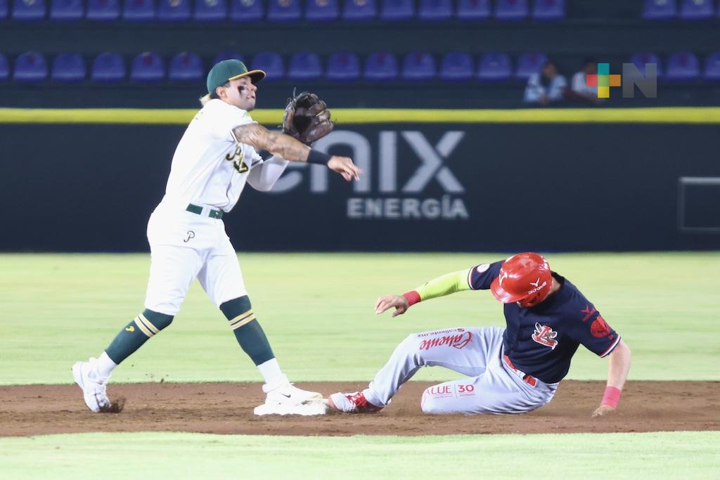 Pericos «amarran» la serie, vencen por pizarra de 10-7 a El Águila