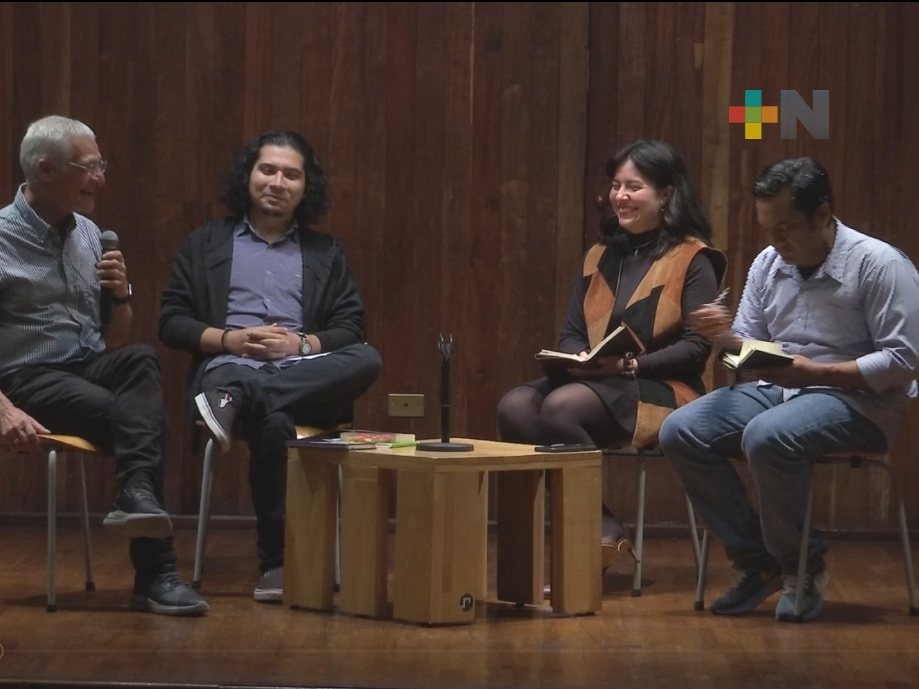 Martes de Filosofía migró a la Galería de Arte Contemporáneo de Xalapa