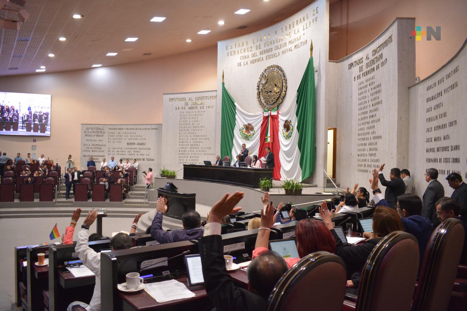 Ratifica Congreso a Gladys Pérez como magistrada del PJEV