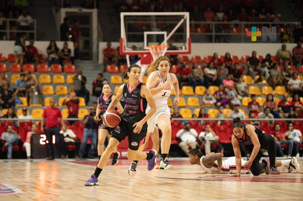 Halcones de Xalapa gana el «clásico veracruzano», vence por 75-65 a las Rojas