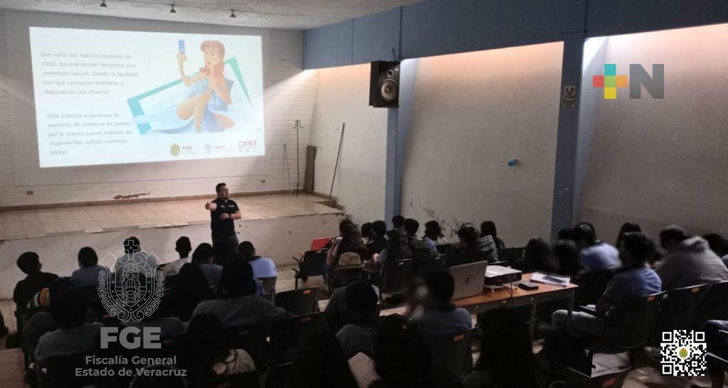 UECS impartió plática preventiva a los alumnos del bachillerato «Joaquín Ramírez Cabañas»