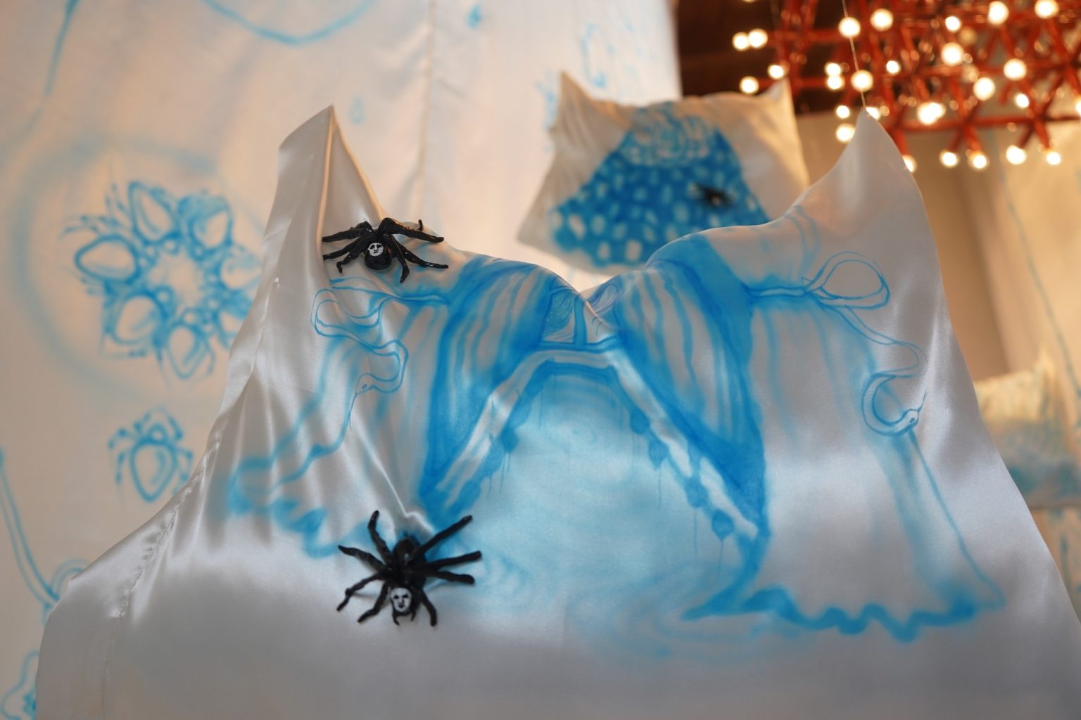 Visita la exposición Suave remanso, obra de Elisa Malo, en la GACX