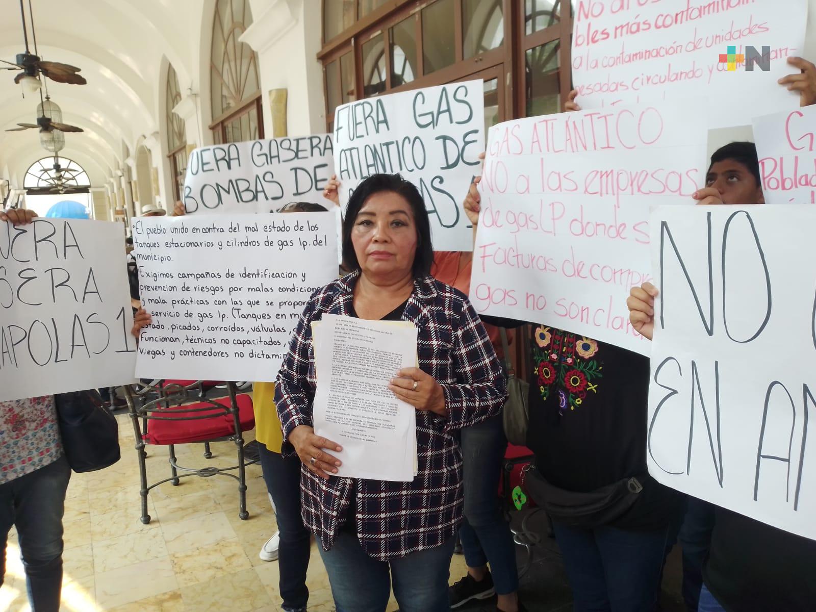 Vecinos de Veracruz impugnan permiso para instalar gasera cerca de preescolar