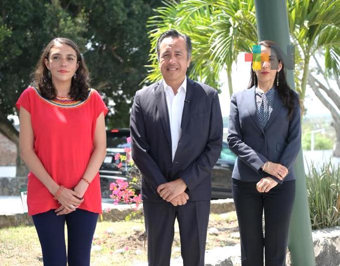 Gobernador felicita en su día, a las madres veracruzanas