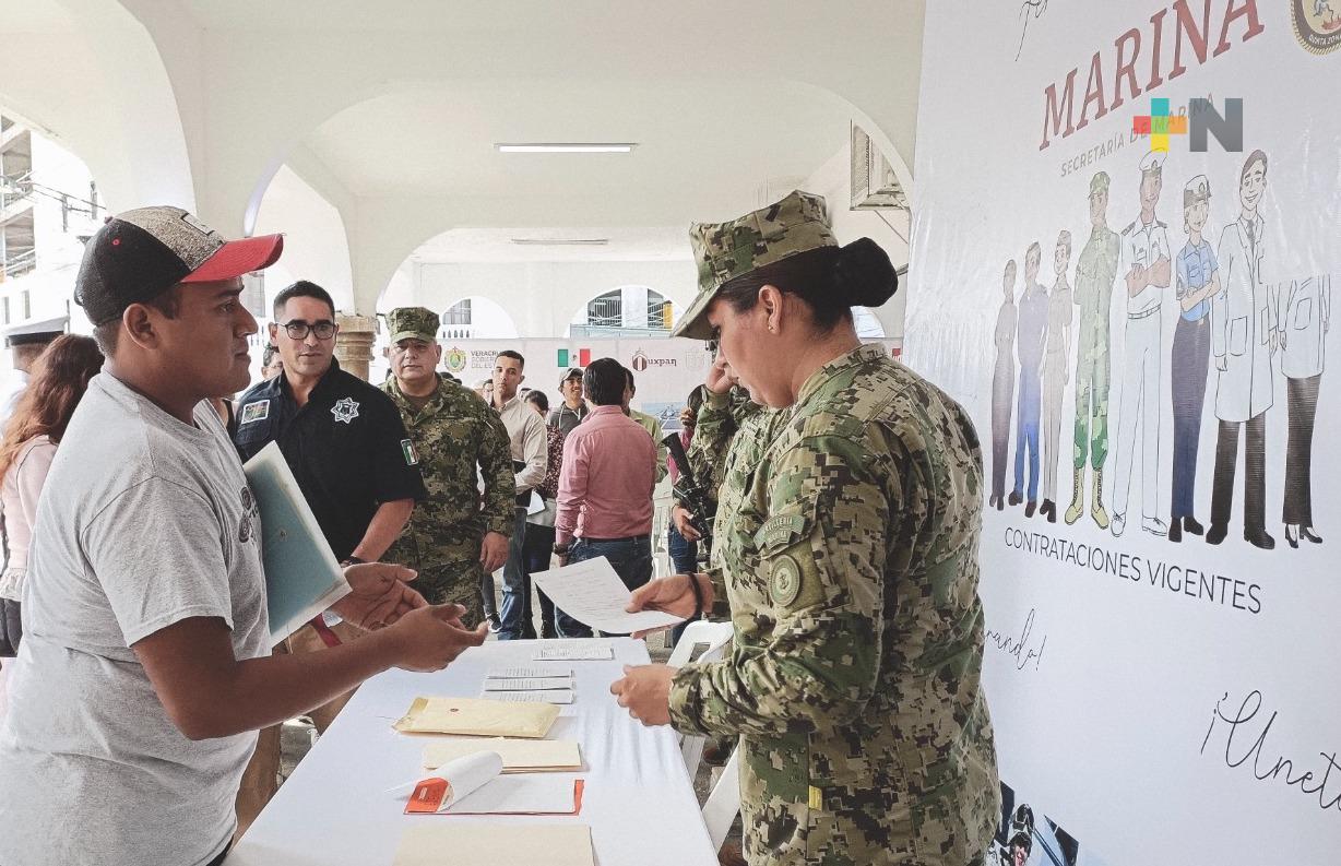 Responden positivamente jóvenes tuxpeños a oferta laboral brindada por la Semar