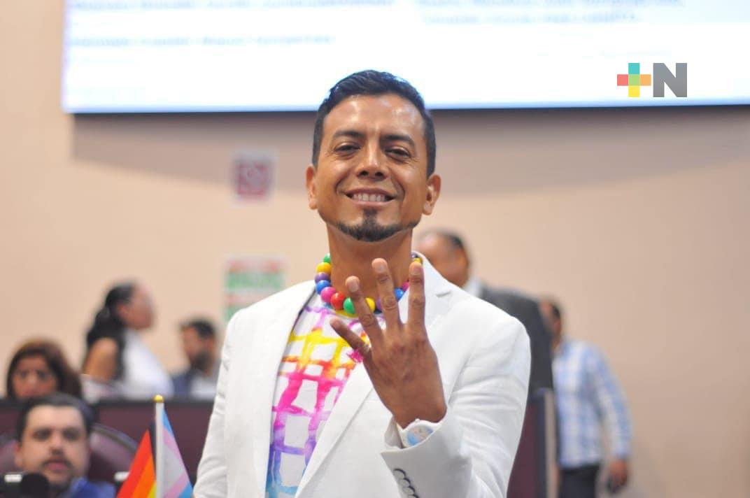 Se pronuncia diputade por continuar lucha contra la homofobia