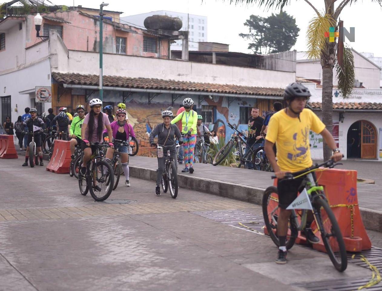 Rodada ciclista-literaria realizaron en el marco de la FILU 2023