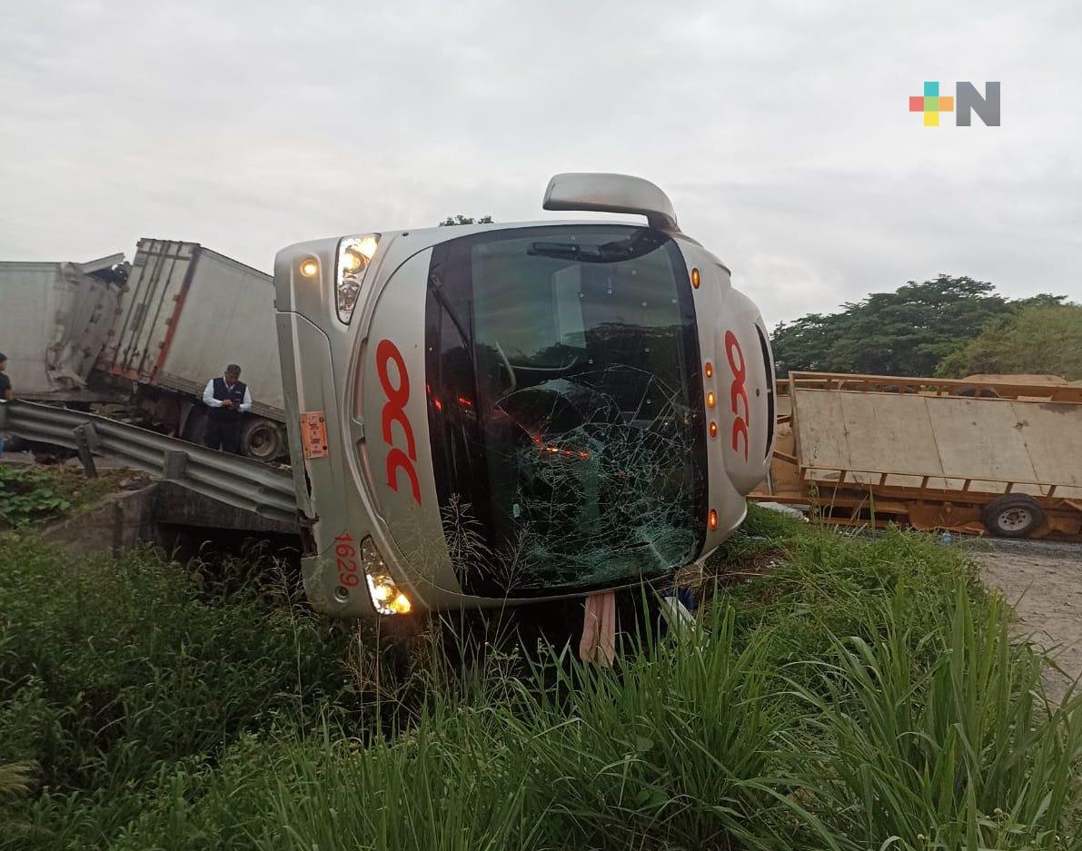 Catorce lesionados, saldo de accidente en autopista Isla-La Tinaja: SPC