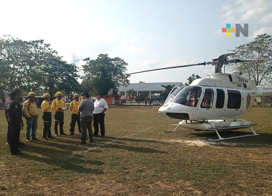 Protección Civil Estatal atiende incendio forestal en ejido La Gloria, en Uxpanapa