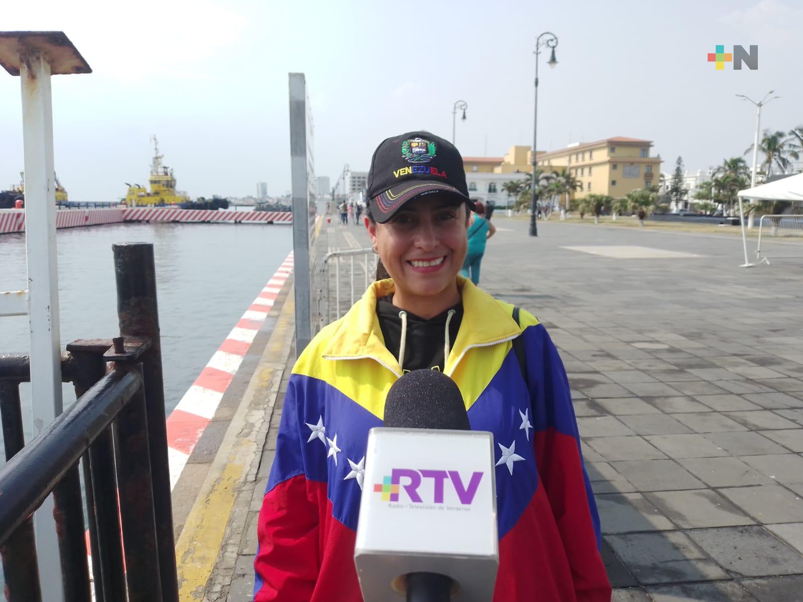 Buque escuela de Venezuela permitió tener reencuentros familiares en Veracruz puerto