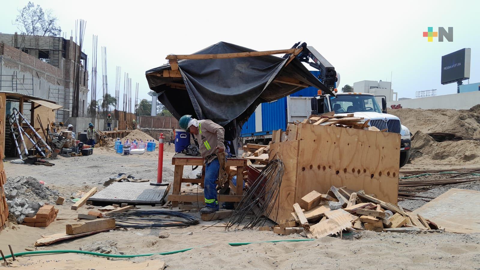 A Librado las circunstancias le hicieron aprender a trabajar en la albañilería