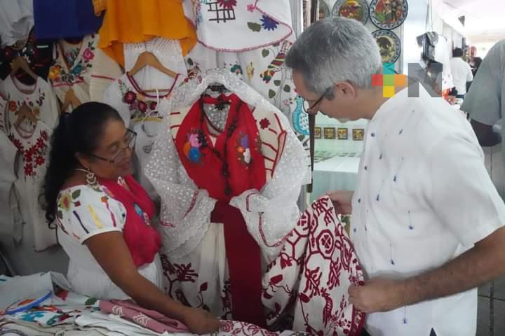 Artesanías veracruzanas llegan al estado de Tlaxcala