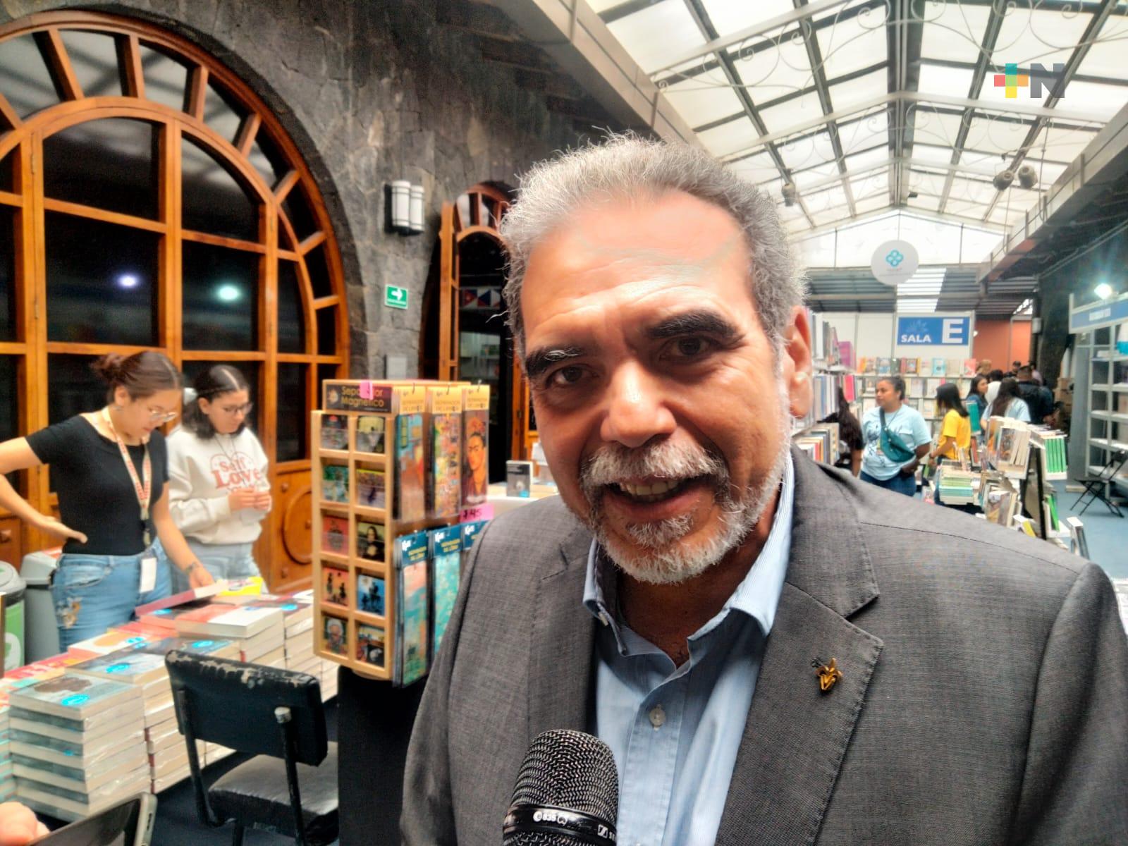 Rector de la UV satisfecho con actividades realizadas en FILU 2023