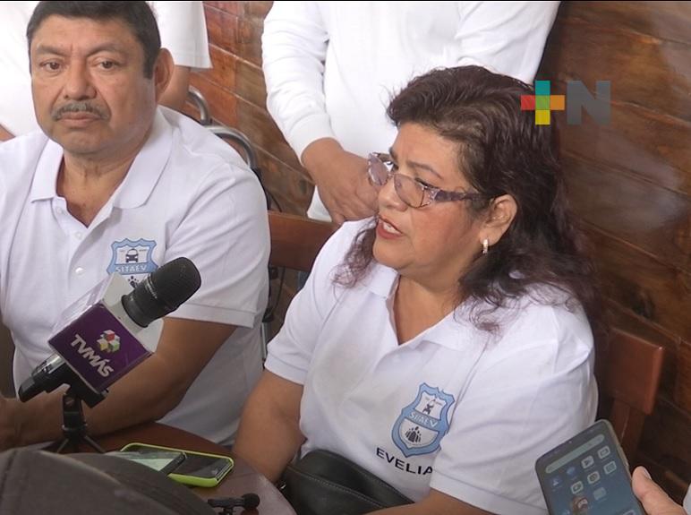 Sindicato Independiente de Taxistas de Veracruz exigen cumplimiento de revista vehicular