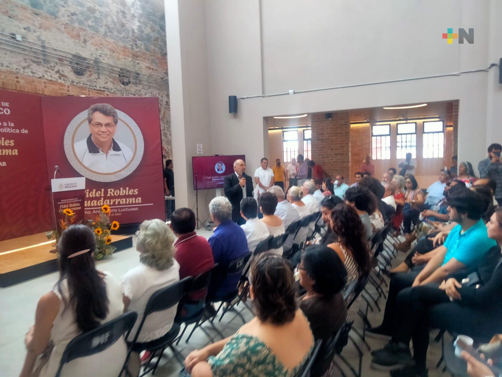 Reconocen en homenaje póstumo a Fidel Robles Guadarrama