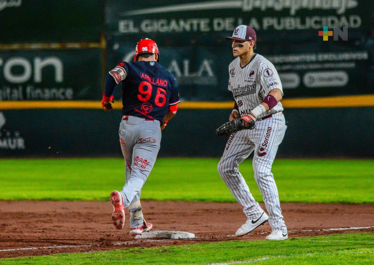El Águila empareja la serie, vence por 5-3 a los Algodoneros